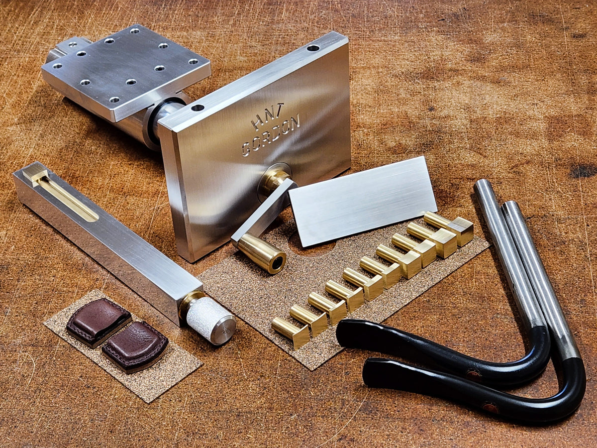 Ultimate Bench Hardware Set | HNT Gordon | FREE HOLDFASTS