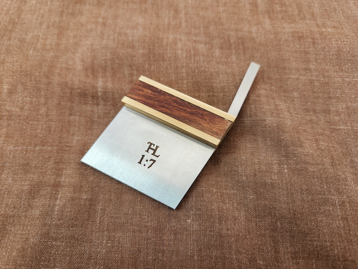 7:1 Dovetail Marker - Lace Sheoak - Thomas Lane Tools