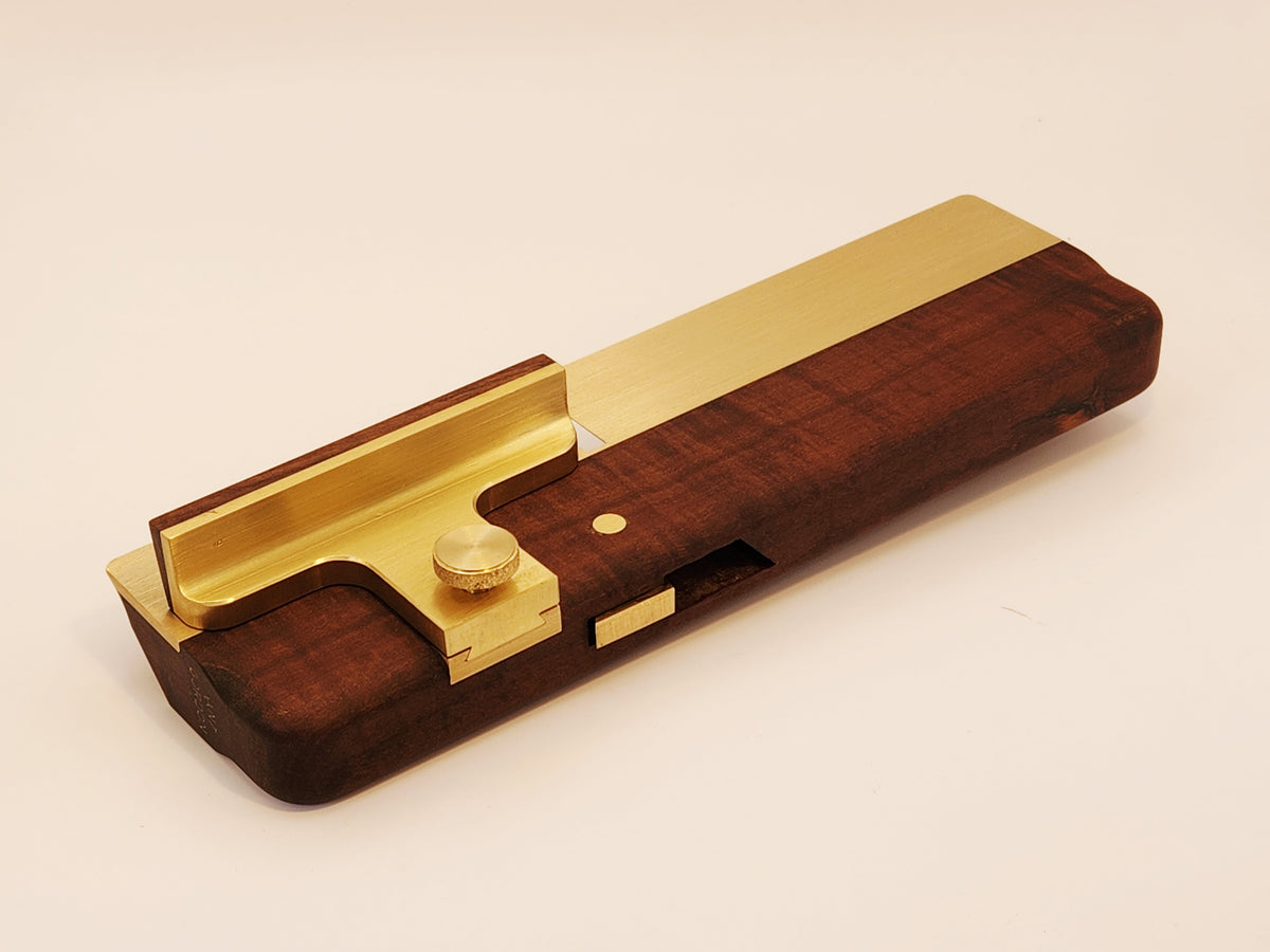 Bargain Right Hand Side Rebate/Rabbet Plane with 6:1 Dovetail Fence