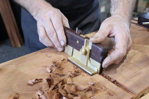 HNT Gordon Side Rebate/Rabbet Plane Pair with dovetail fence in action