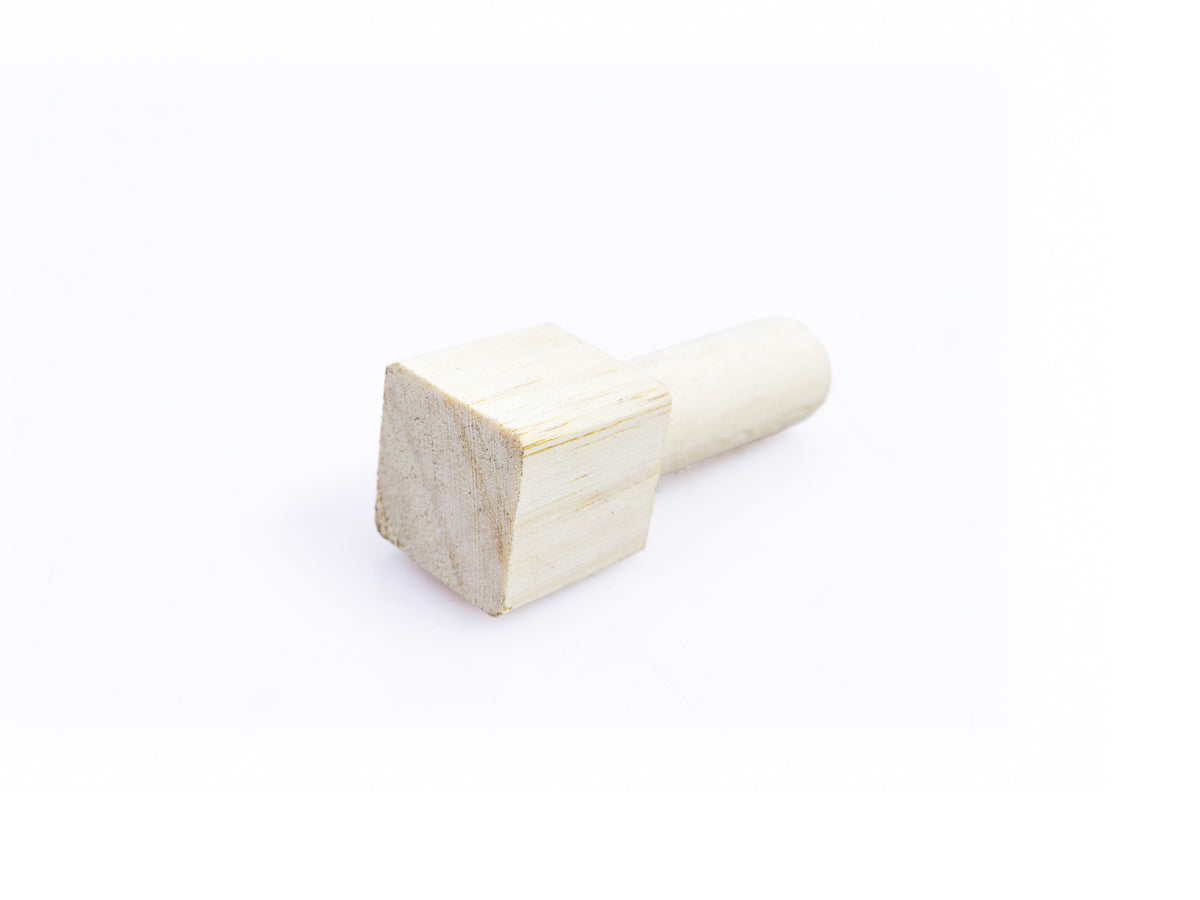 HNT Gordon tail vive 3/4" wooden bench dog
