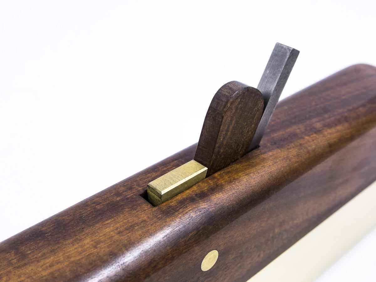 HNT Gordon 1 1/4" Shoulder Plane  wedge mechanism
