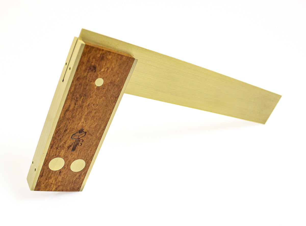 Lace Sheoak 8" Square
